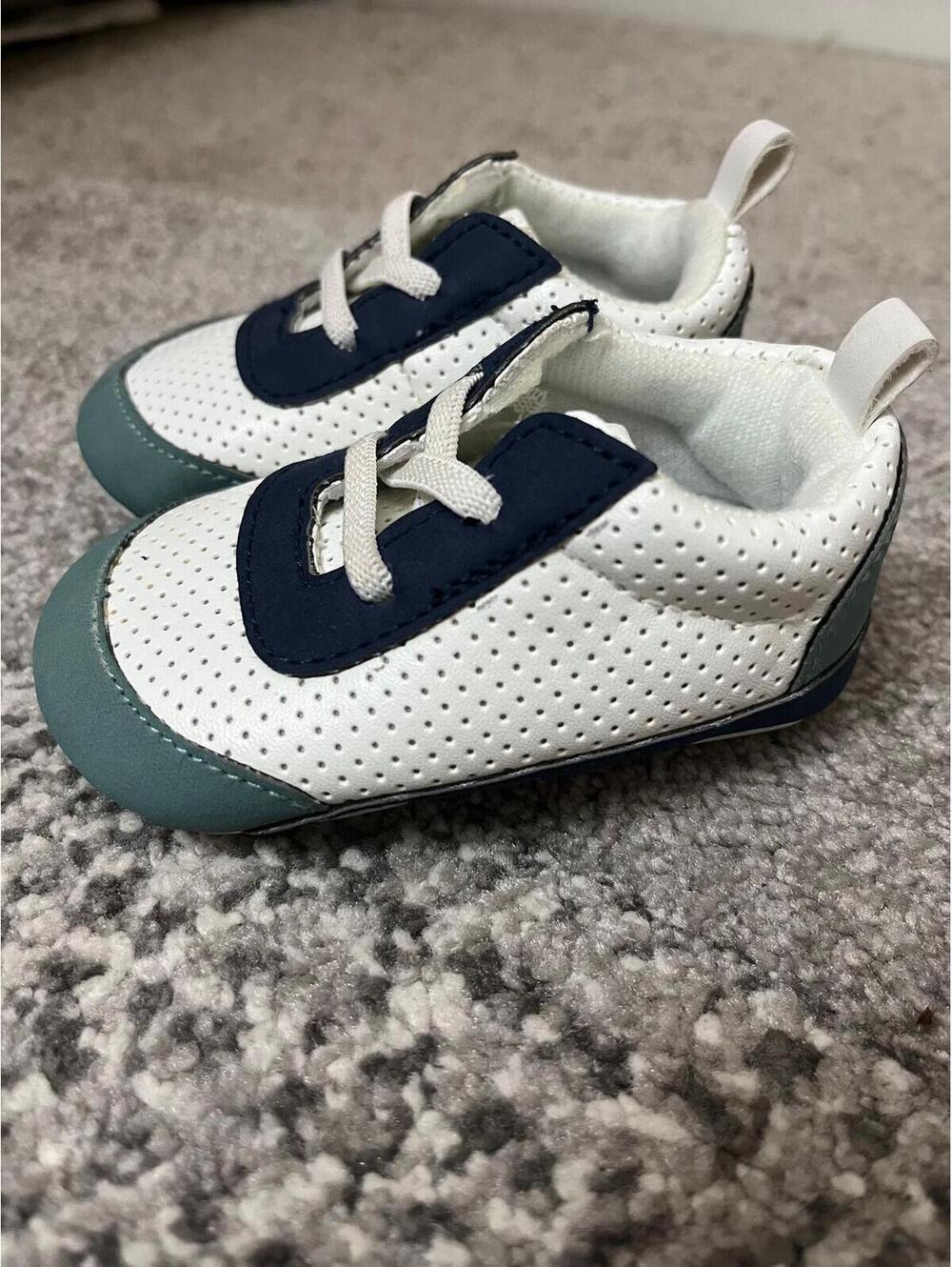 Carter’s Baby Sneakers 3-6M White Navy Soft Sole